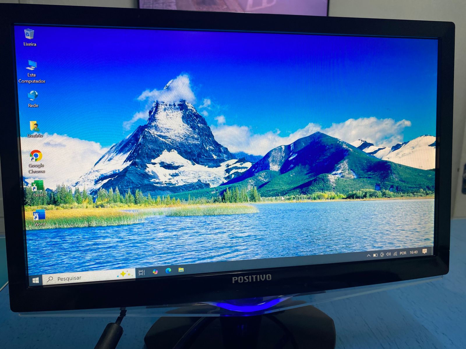 Monitor Positivo P971WAL 18.5" Widescreen (Usado) Base Fixa VGA 1366x768 - Imagem 2